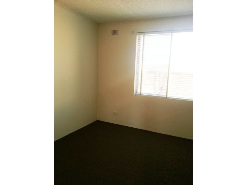 4/25 Western Crescent, Gladesville NSW 2111