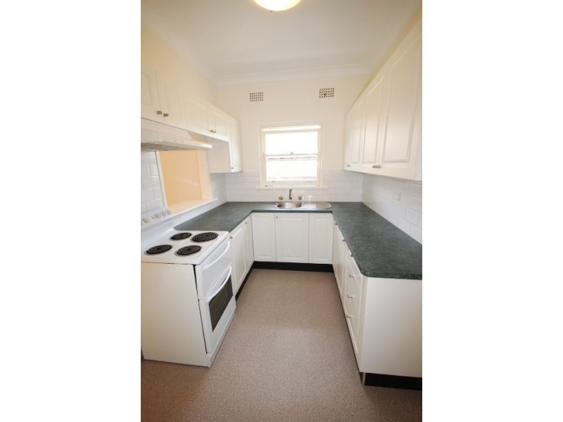 2/10 Albert Parade, Ashfield NSW 2131