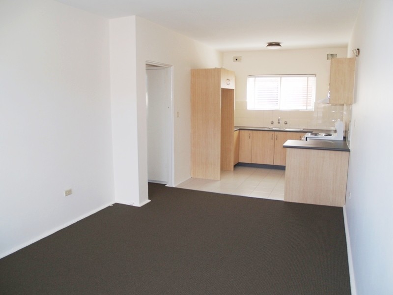 2/40 Robert Street, Ashfield NSW 2131