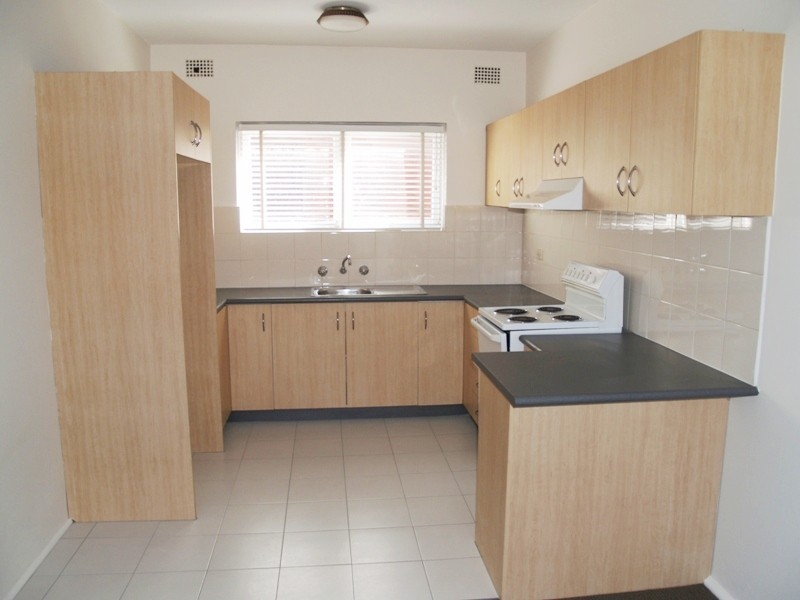 2/40 Robert Street, Ashfield NSW 2131