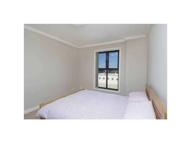 30/141 Bowden Street, Meadowbank NSW 2114