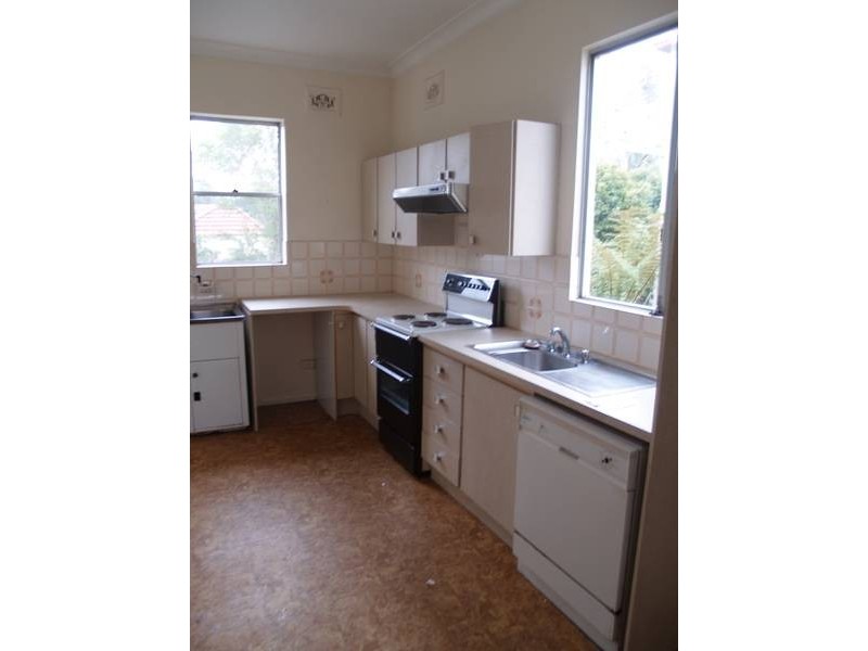 Victoria St, Lewisham NSW 2049