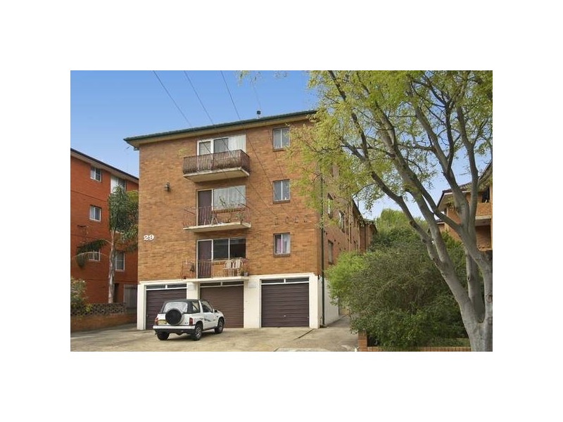8/29 Myra Road, Dulwich Hill NSW 2203
