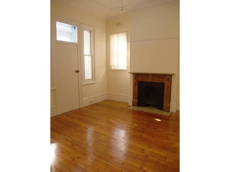 1/10 Oxford Street, Petersham NSW 2049