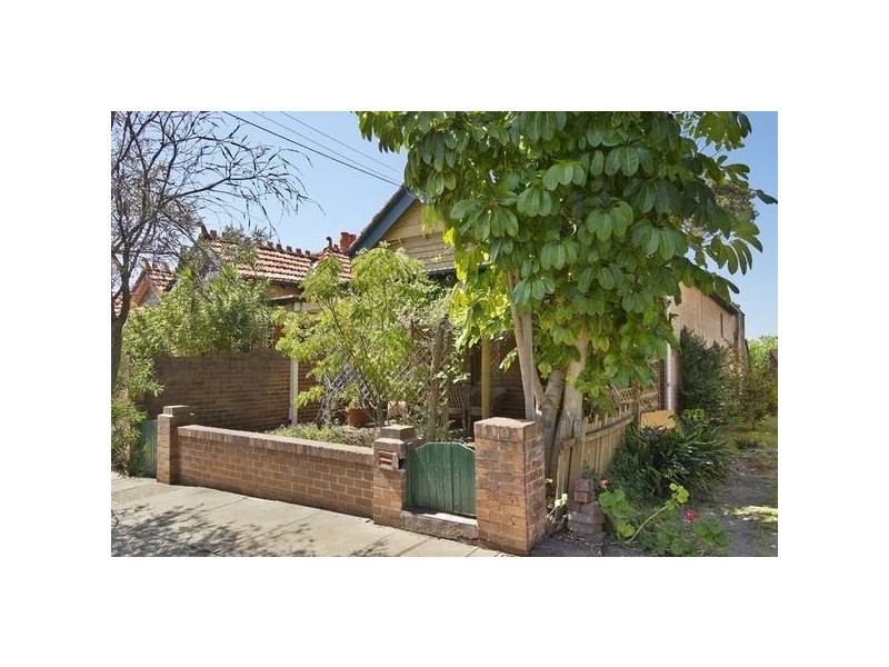 20 Moonbie, Summer Hill NSW 2130