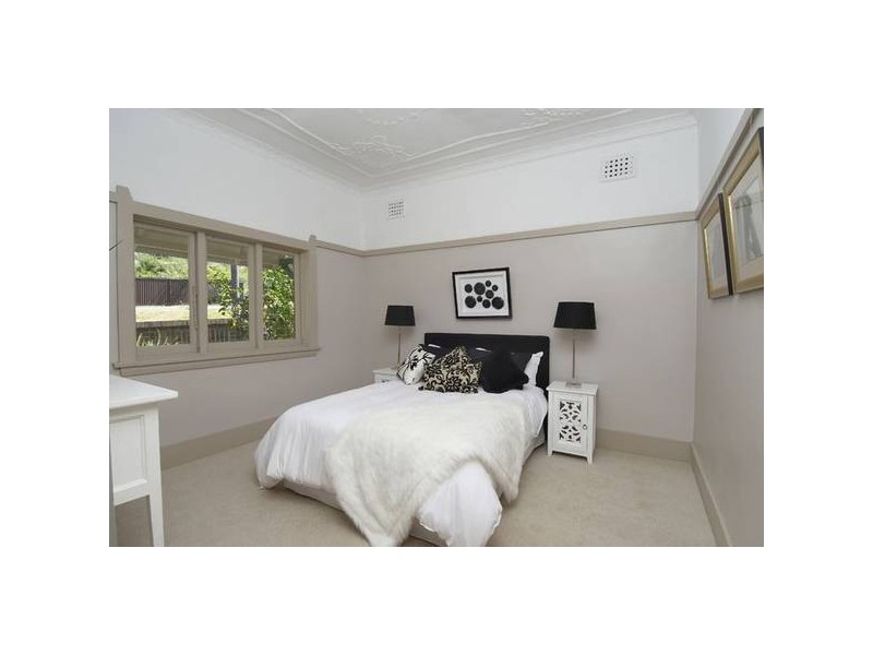 9 Foord Avenue, Hurlstone Park NSW 2193