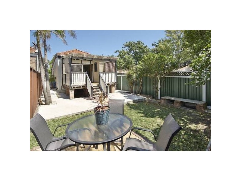 22 Pigott Street, Dulwich Hill NSW 2203