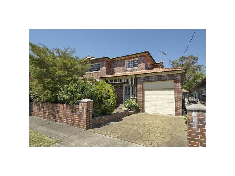 7 Yeo Ave, Ashfield NSW 2131
