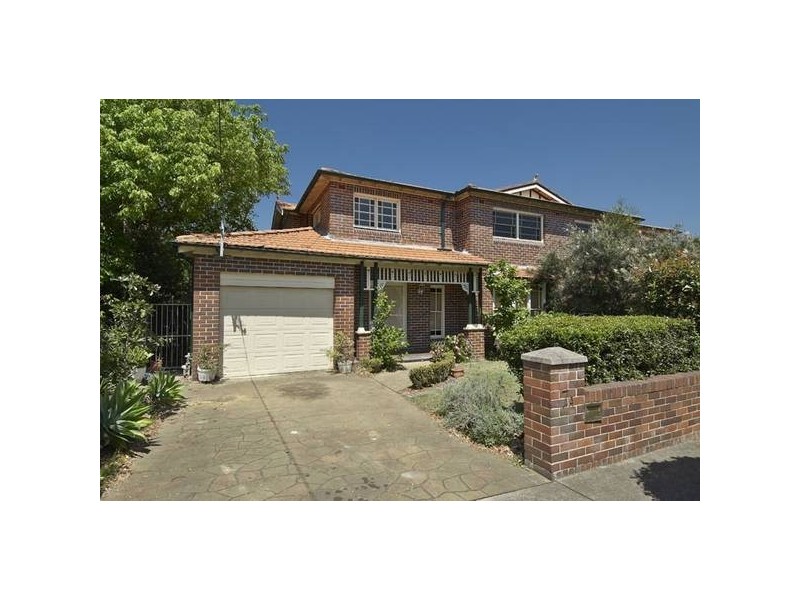 7A Yeo Ave, Ashfield NSW 2131