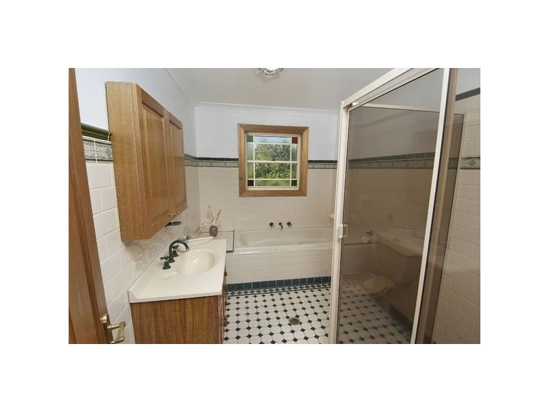7A Yeo Ave, Ashfield NSW 2131