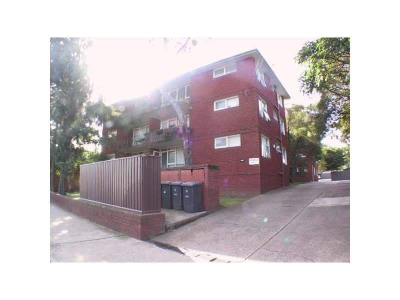 18/44 Grosvenor Cresent, Summer Hill NSW 2130