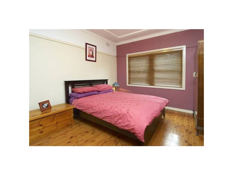 2/32 Bartlett Street, Summer Hill NSW 2130