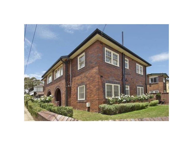 1/2 Rose Street, Ashfield NSW 2131