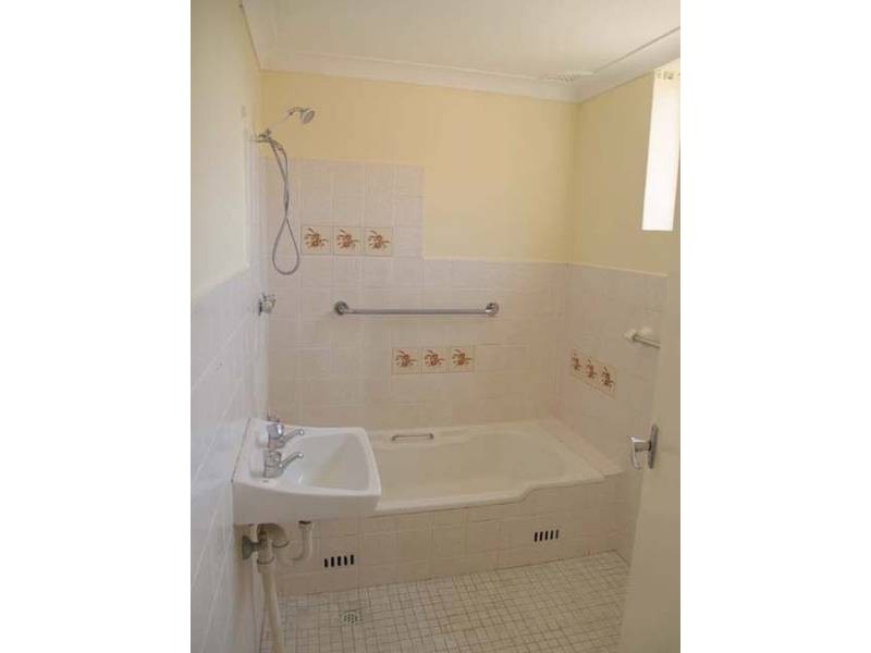 8/12-14 Woodbury Street, Marrickville NSW 2204