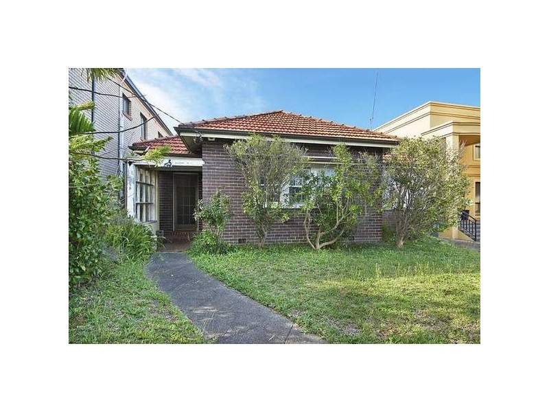 57 Guedecourt Avenue, Earlwood NSW 2206