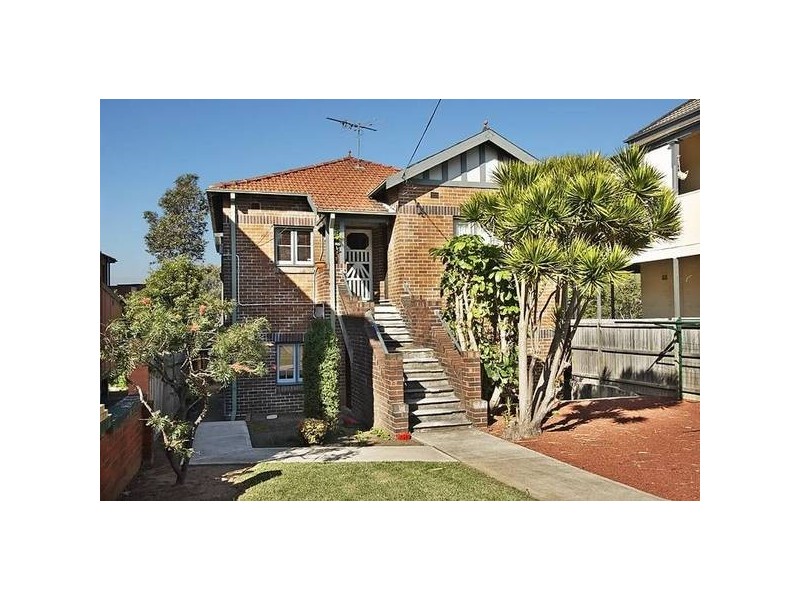 1/64 Grosvenor Crescent, Summer Hill NSW 2130
