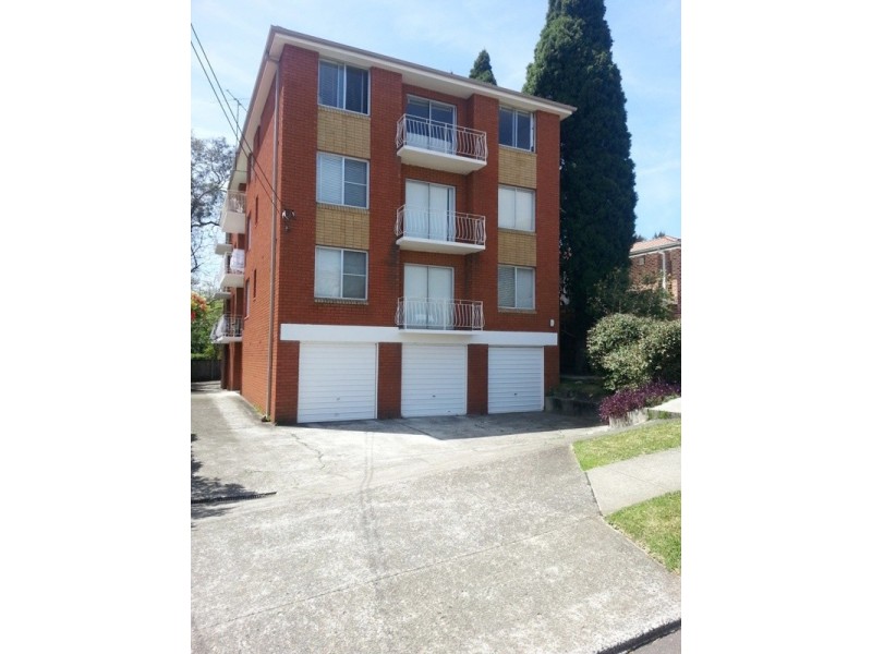 8/25 Western Crescent, Gladesville NSW 2111