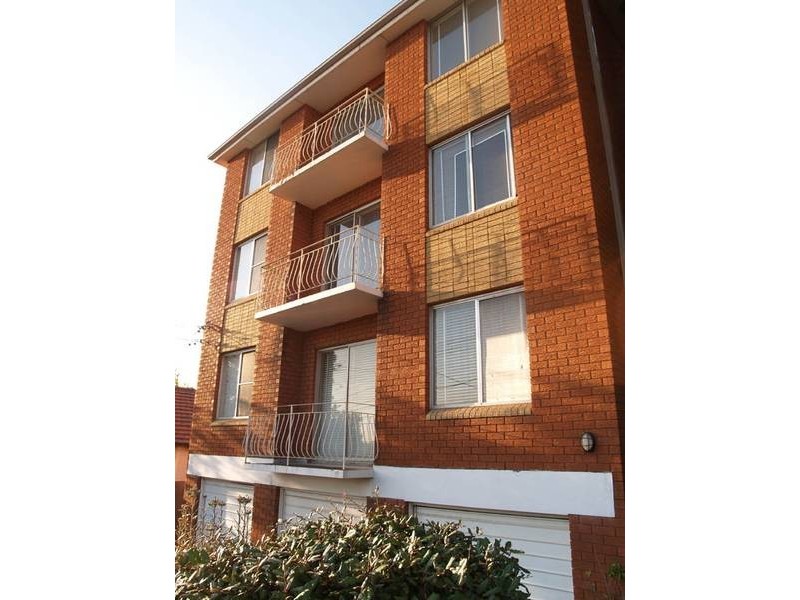 9/25 Western Crescent, Gladesville NSW 2111