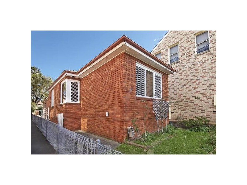 17 Abergeldie Street, Dulwich Hill NSW 2203