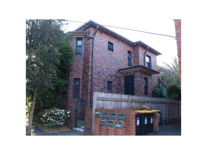 2/33 Woodcourt Street, Marrickville NSW 2204