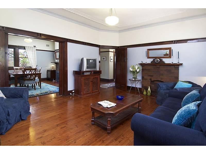 14 Elizabeth Avenue, Dulwich Hill NSW 2203