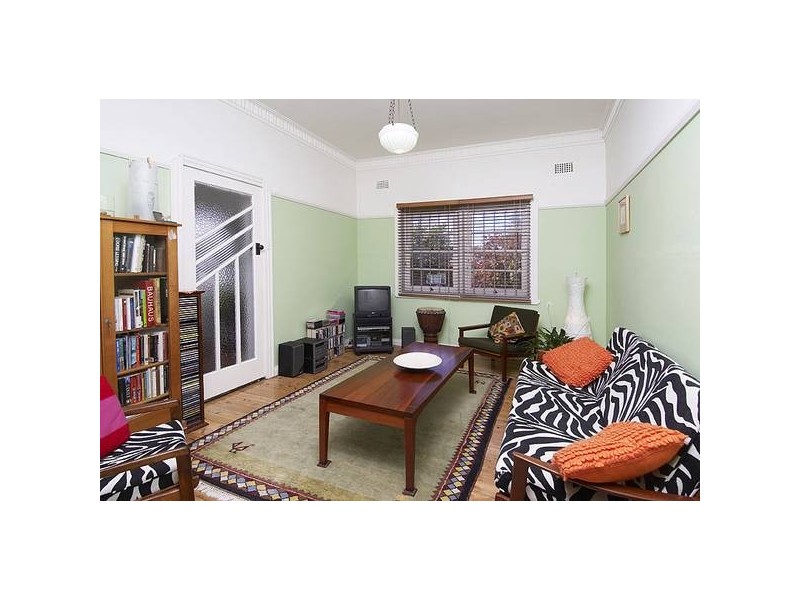 2/63 Queen Street, Ashfield NSW 2131