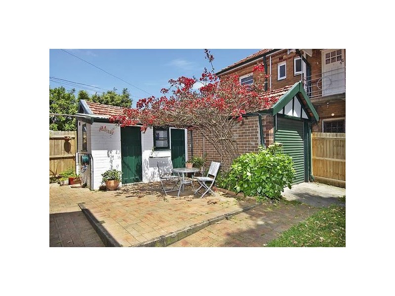 2/63 Queen Street, Ashfield NSW 2131