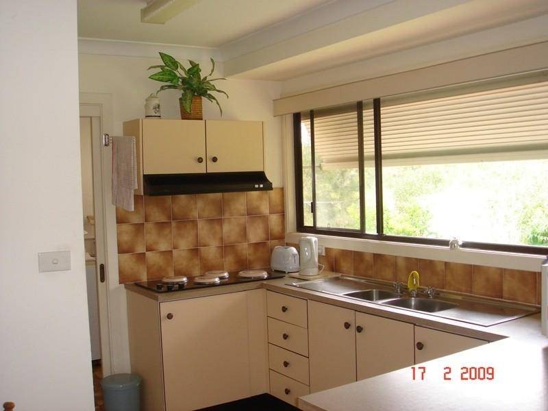 11 Albatross Avenue, Hawks Nest NSW 2324