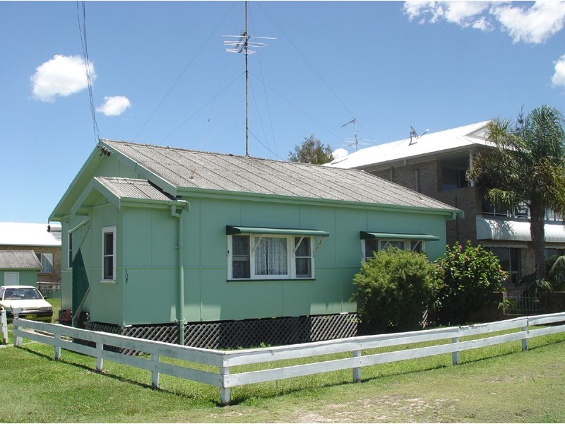 107 Marine Drive, Tea Gardens NSW 2324