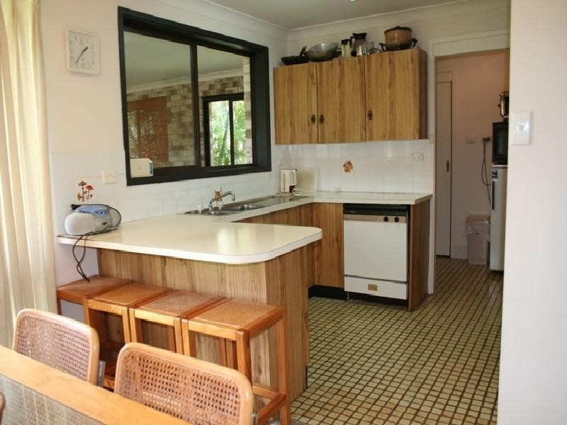 32 Muneela Avenue, Hawks Nest NSW 2324