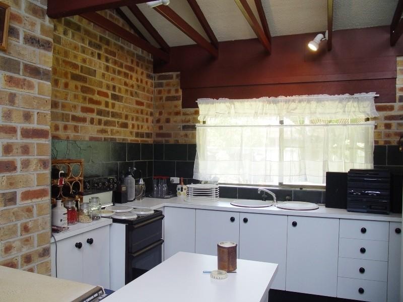 11 Monterra Avenue, Hawks Nest NSW 2324