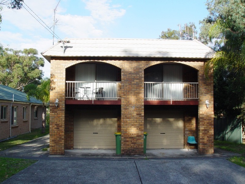 2/12 Margaret Street, Hawks Nest NSW 2324