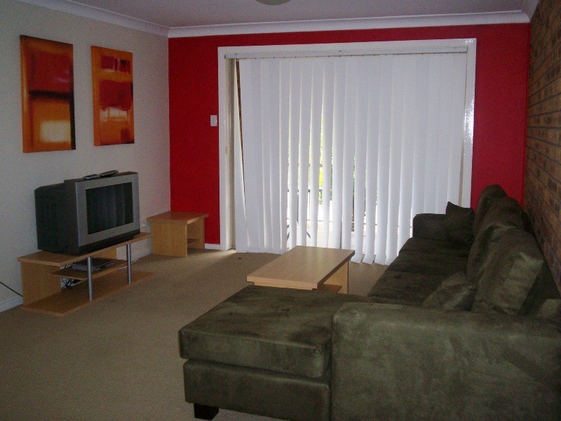2/12 Margaret Street, Hawks Nest NSW 2324