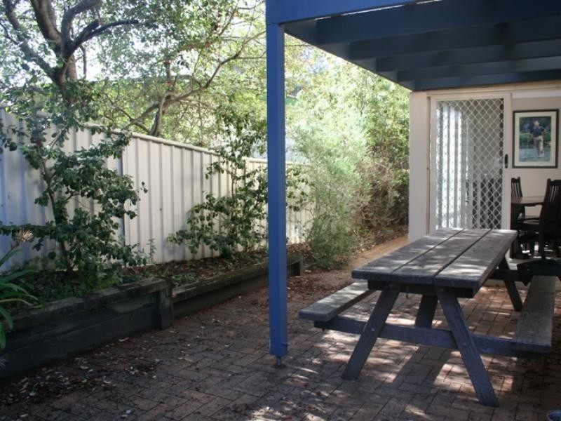 10/14 BENNETT Street, Hawks Nest NSW 2324