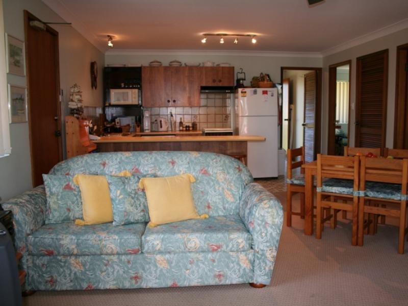 7/4 Jacob Street, Tea Gardens NSW 2324