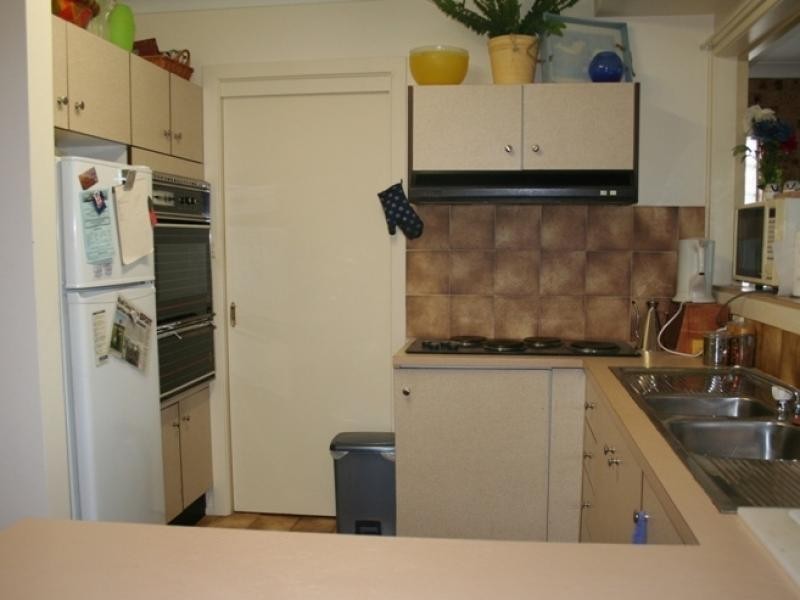 16 Albatross Avenue, Hawks Nest NSW 2324