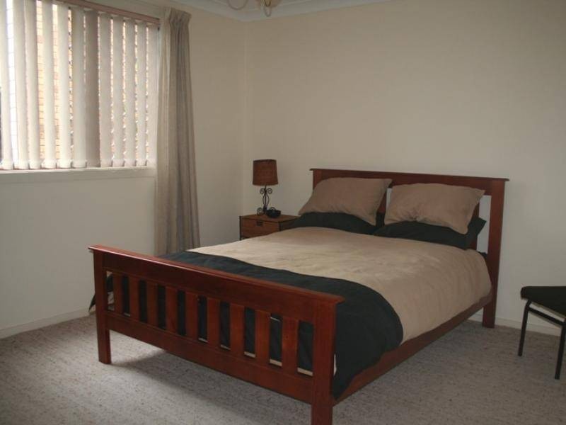 16 Albatross Avenue, Hawks Nest NSW 2324