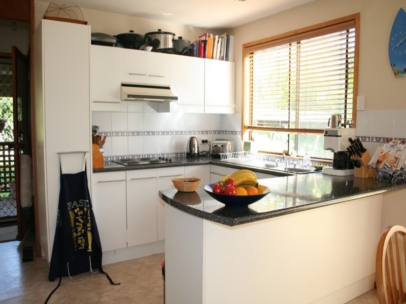 37 Kurrawong Avenue, Hawks Nest NSW 2324