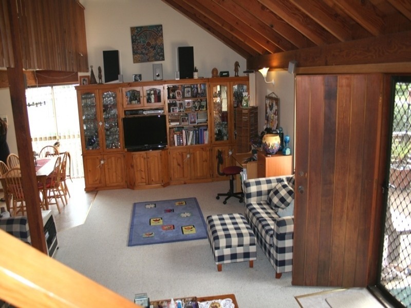 37 Kurrawong Avenue, Hawks Nest NSW 2324