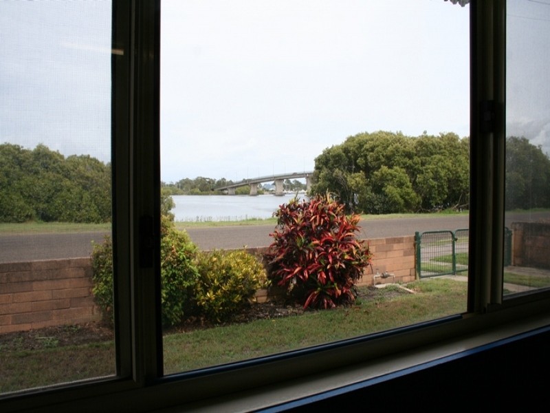 26 Moira Parade, Hawks Nest NSW 2324