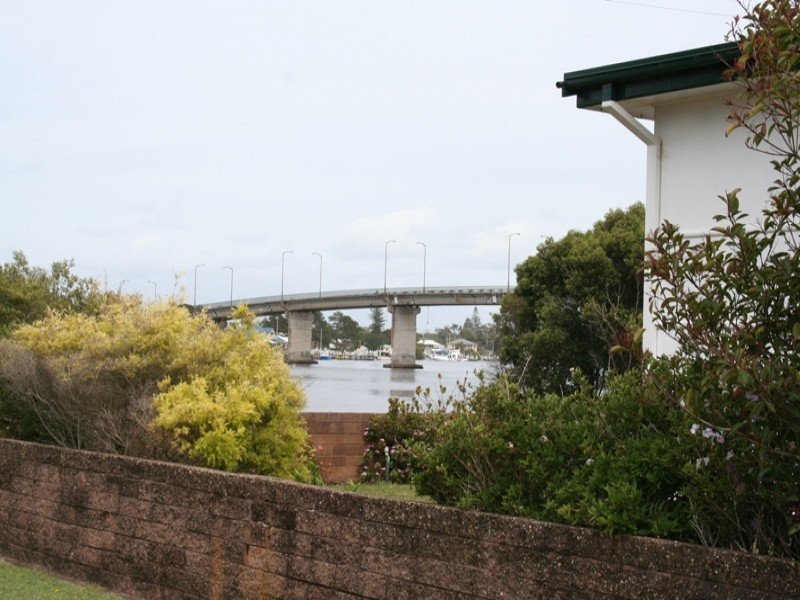 26 Moira Parade, Hawks Nest NSW 2324
