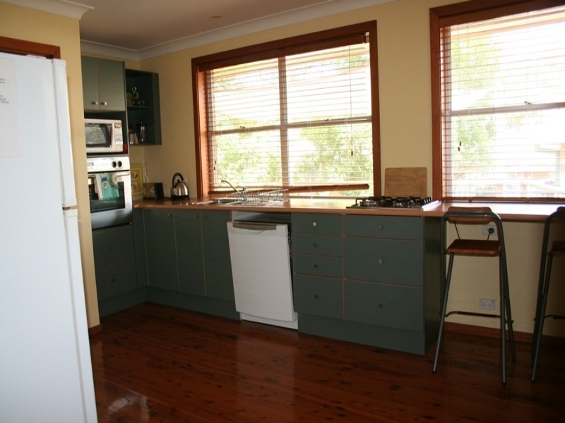 17 Cooloon Street, Hawks Nest NSW 2324