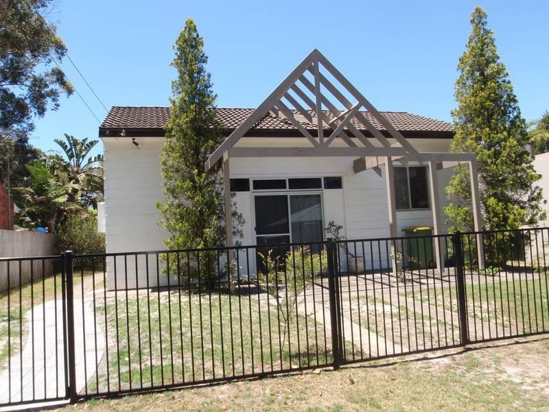 48 Kurrawong Avenue, Hawks Nest NSW 2324