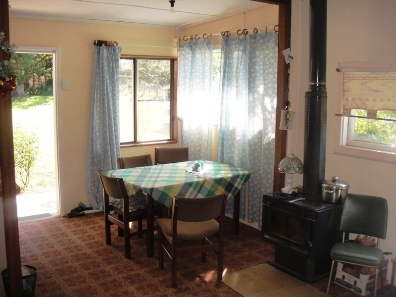 11 Moola Street, Hawks Nest NSW 2324