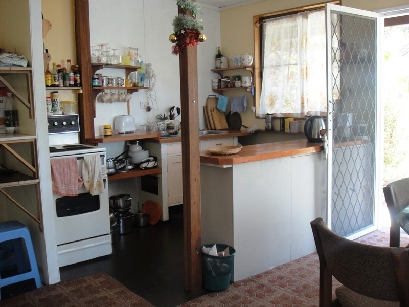 11 Moola Street, Hawks Nest NSW 2324