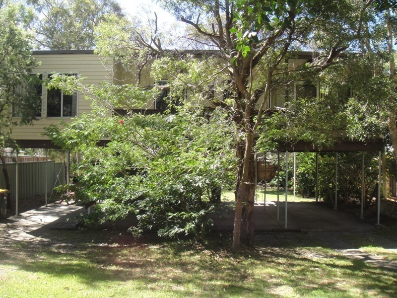 14 Margaret Street, Hawks Nest NSW 2324
