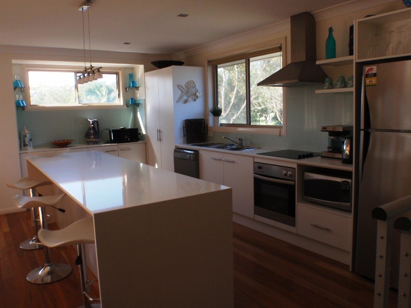 74 Albatross Avenue, Hawks Nest NSW 2324