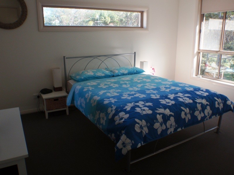 74 Albatross Avenue, Hawks Nest NSW 2324