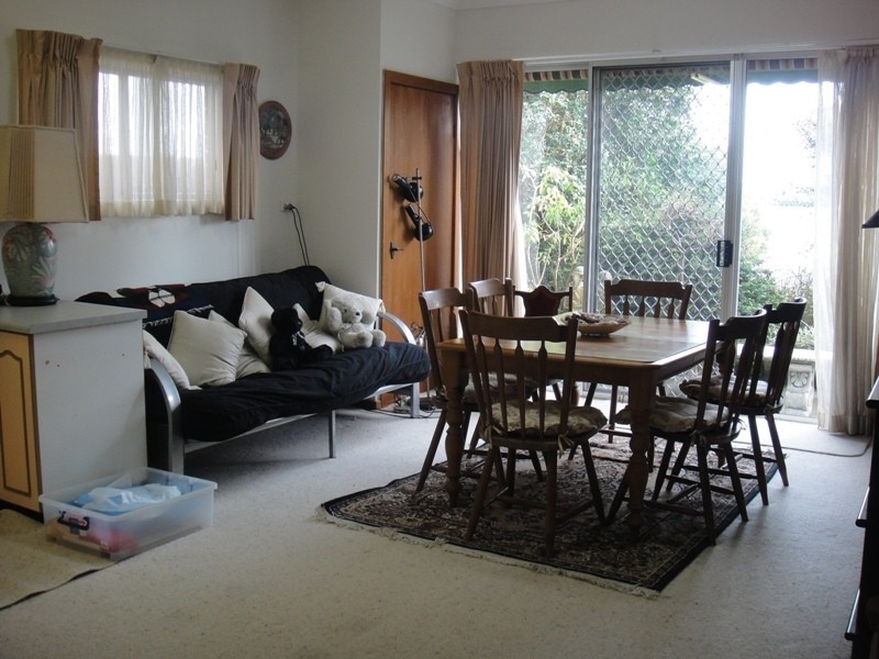 18 Moira Parade, Hawks Nest NSW 2324