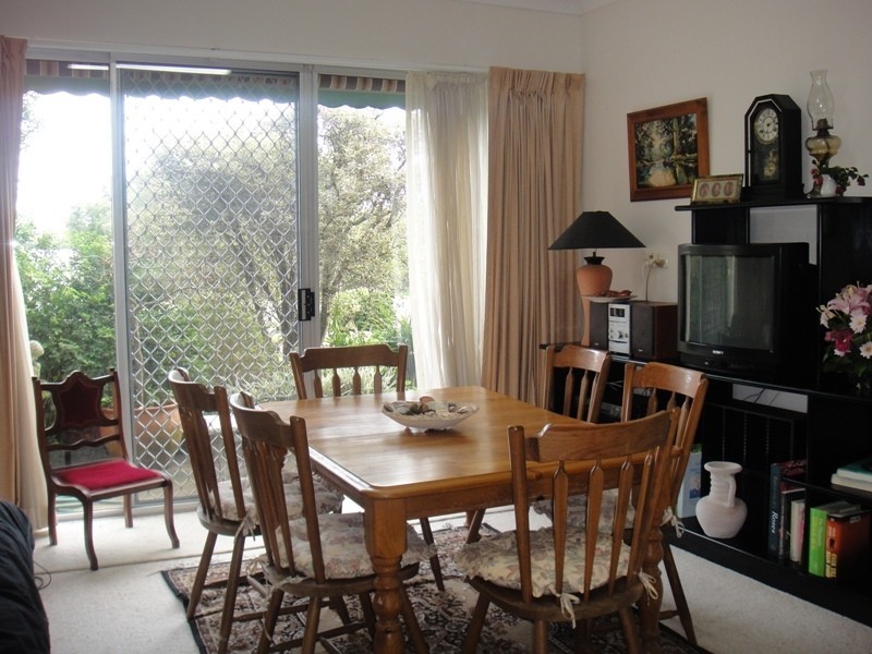 18 Moira Parade, Hawks Nest NSW 2324